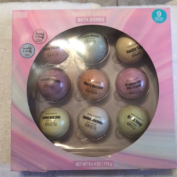 Body & Earth Bath & Body Newsealed Body Earth Bath Bombs 9 Piece